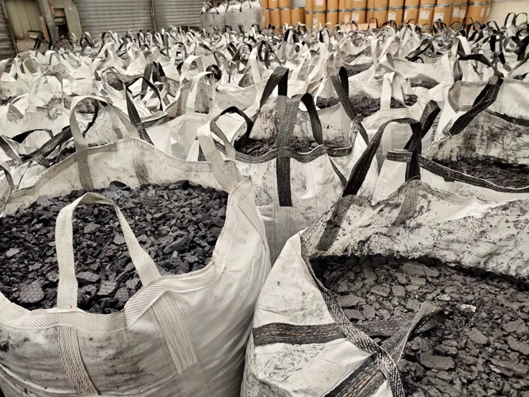 光伏企業(yè)硅泥是什么成分，煉硅的硅泥屬于固廢嗎