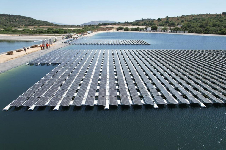 在水面上建設(shè)光伏電站的優(yōu)點(diǎn)有哪些 在水面上建設(shè)光伏電站的優(yōu)點(diǎn)有哪些